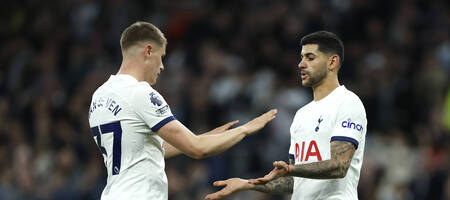 Τότεναμ: Ανανεώνει και τον Μίκι Φαν Ντε Φεν μετά τον Ρομέρο