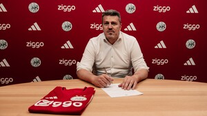 Πρώην προπονητής του Ολυμπιακού ανακοινώθηκε στην Β' ομάδα του Άγιαξ!