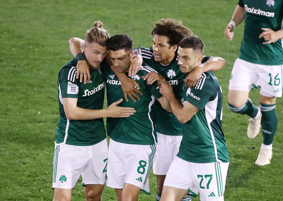 Παναθηναϊκός - ΑΕΚ 2-1: Έφεραν… τούμπα το ντέρμπι οι «πράσινοι» και φούντωσαν τη μάχη του τίτλου (video)