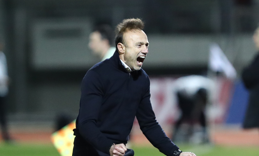 Κόντης: «Τα πάντα για την κούπα» (video)