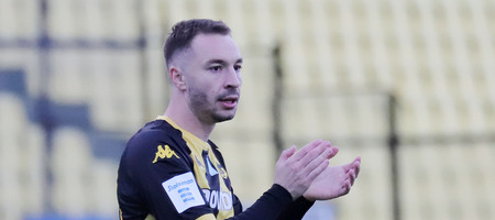 Στο πλευρό της Μπέτις ο Μορόν: Επισκέφτηκε το ξενοδοχείο που διαμένουν οι Ισπανοί (vid)