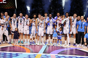 Ελλάδα - Φινλανδία 92-89: Η «γαλανόλευκη» στο βάθρο 16 χρόνια μετά! (video)