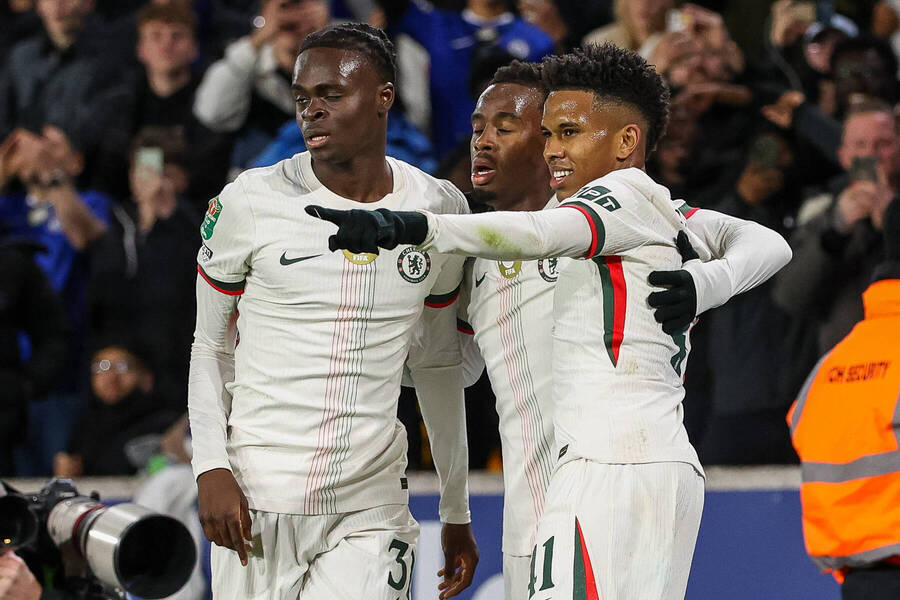 Λεπτές ισορροπίες στο «Ντιέγκο Αρμάντο Μαραντόνα»