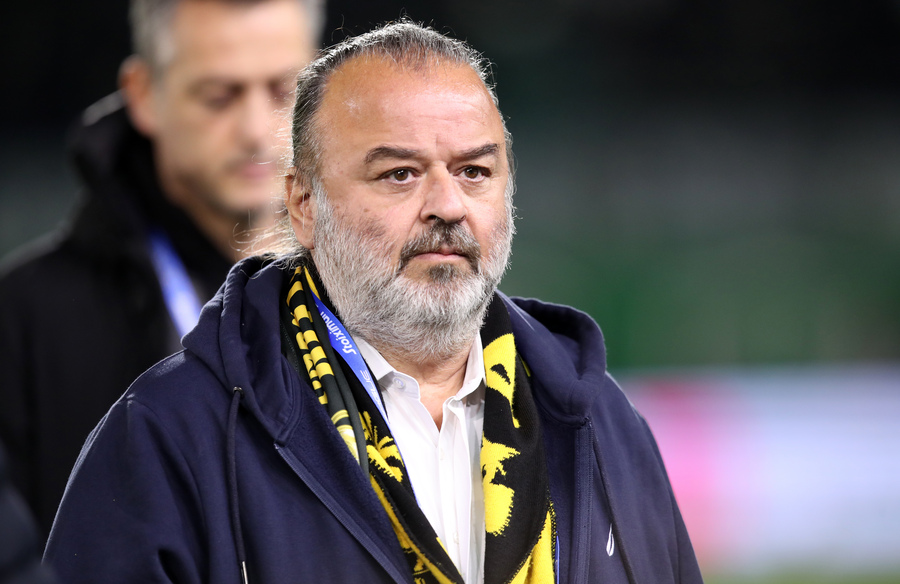 Στην αντεπίθεση η ΑΕΚ: «Όργανα του Λιμανιού προσπαθούν να ξεχαστεί η διαιτητική σφαγή εις βάρος μας»