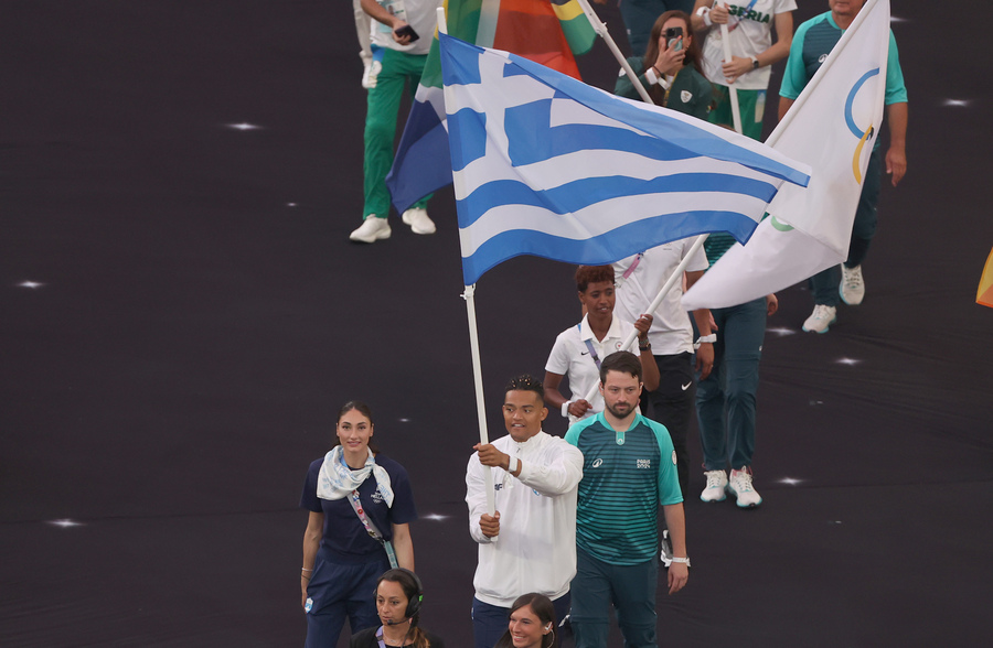 Ολυμπιακοί Αγώνες: H είσοδος των Καραλή και Πλατανιώτη στην τελετή λήξης! (video)