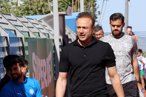 Κόντης: «Αυτό που έγινε σήμερα δεν το έχω ξαναδεί, με το ζόρι να χάσουμε»