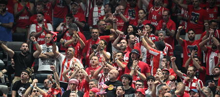 Ολυμπιακός: Στη δημοσιότητα η παρακάμερα του αγώνα με τη Μονακό και το «ευχαριστώ» στους οπαδούς (video)