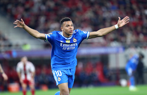 Ρεάλ Μαδρίτης: Απέφυγε το χειρουργείο ο Εμπαπέ - Ο δρόμος της επιστροφής