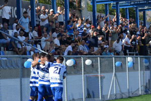 Ελλάς Σύρου-Αιγάλεω 3-0: Ιστορική νίκη σε γήπεδο «στολίδι»