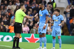 Σαχτάρ - ΑΕΚ: Πέναλτι μέσω VAR και 1-1 με Πεντρίνιο (vid)