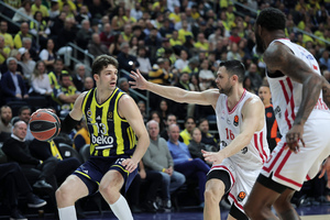 «Σπόντα» Μπιμπέροβιτς για Χέιζ-Ντέιβις: «Για όποιον καταλαβαίνει πραγματικά το μπάσκετ, ο Νάιτζελ δεν ήταν MVP του F4»