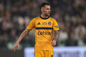 «Γλυκοκοιτάζει Μάριν η ΑΕΚ»