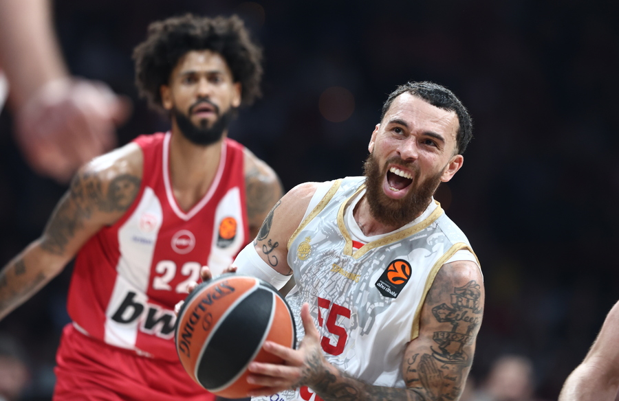 Ανατροπή με το συμβόλαιο του Τζέιμς στη Μονακό