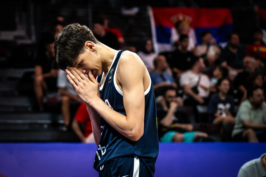 Από την Μπαρτσελόνα στο NCAA ο Κουστουρίτσα