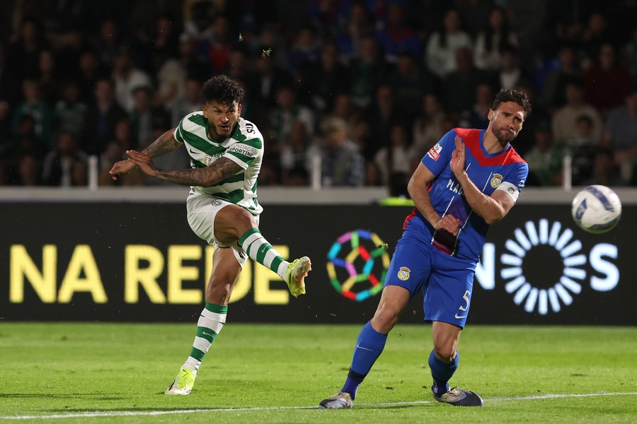 «Ματιές» σε Σουάρες από τη Λίβερπουλ