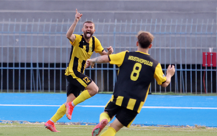 Με νέο προπονητή ο Μακεδονικός