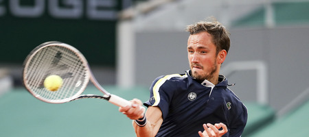 «Μπαμ» ακούστηκε στον ουρανό της Μελβούρνης, εκτός Australian Open ο Μεντβέντεφ! (video)