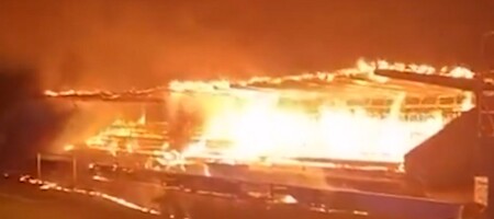 Χάκα: Τρεις ανήλικοι έκαψαν εξέδρα του γηπέδου λόγω υποβιβασμού!