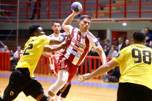 Ολυμπιακός – ΑΕΚ 34-30: Πέμπτη σερί νίκη επί της Ένωσης και απόλυτο στην Handball Premier (video)