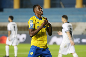 Παναιτωλικός – ΟΦΗ 4-2: Απίθανη νίκη για τους Αγρινιώτες σε ένα «θεότρελο» ματς στο ντεμπούτο του Αναστασίου! (video)