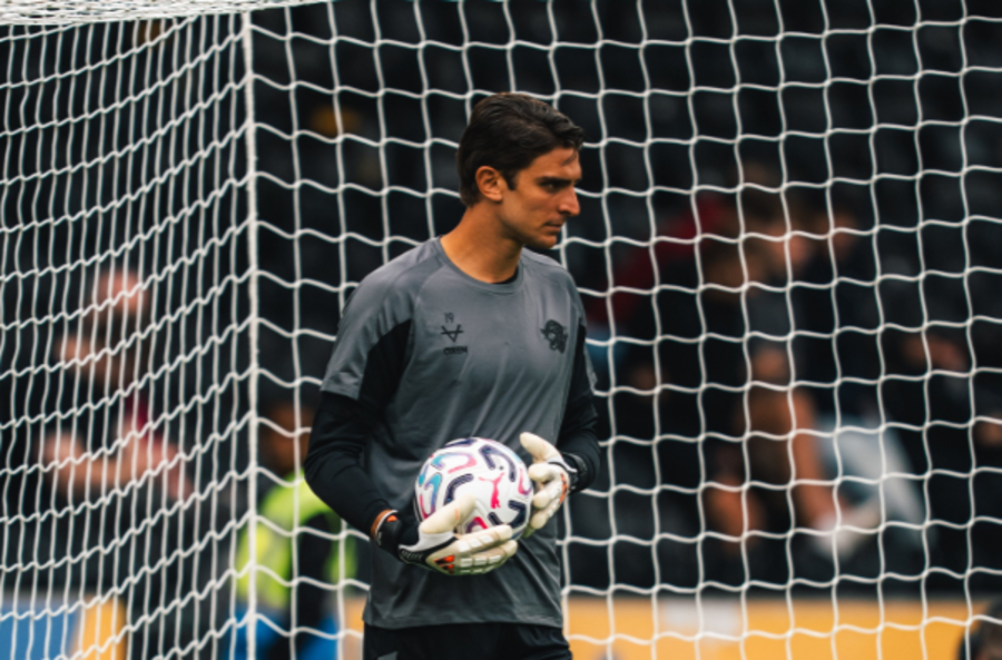 Premier League: Ο κέρβερος Τζολάκης «έδεσε» τον Γιακίροβιτς στη Χαλ