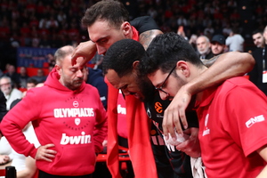 Συναγερμός στον Ολυμπιακό με τον τραυματισμό του Μόρις