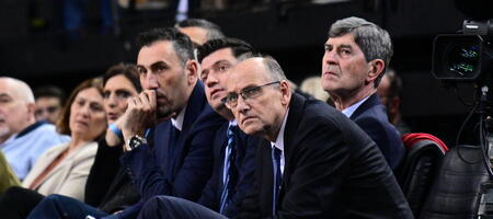 Ξεκινούν έρευνες για την καταγγελία του Αμαρουσίου κατά του προέδρου της ΕΟΚ