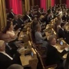 Μουντιάλ 2026: Την είδαν... Βίκινγκς και στη Βουλή της Νορβηγίας (video)
