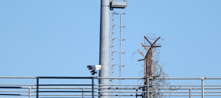 ΠΑΟΚ - ΟΦΗ: Ένταση και χρήση χημικών έξω από το Πανθεσσαλικό!