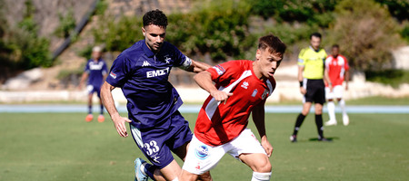 Athens Kallithea-Πανσερραϊκός 2-1: Ο Μανιάς «πυροβόλησε» δις τους Σερραίους και έδωσε τη νίκη στην ομάδα του Μόρα (videos)