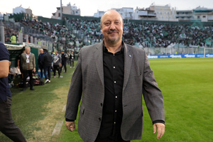 Μπενίτεθ: «Γνωρίζουμε ότι είμαστε σε έναν τεράστιο σύλλογο και πρέπει να τα δίνουμε όλα»